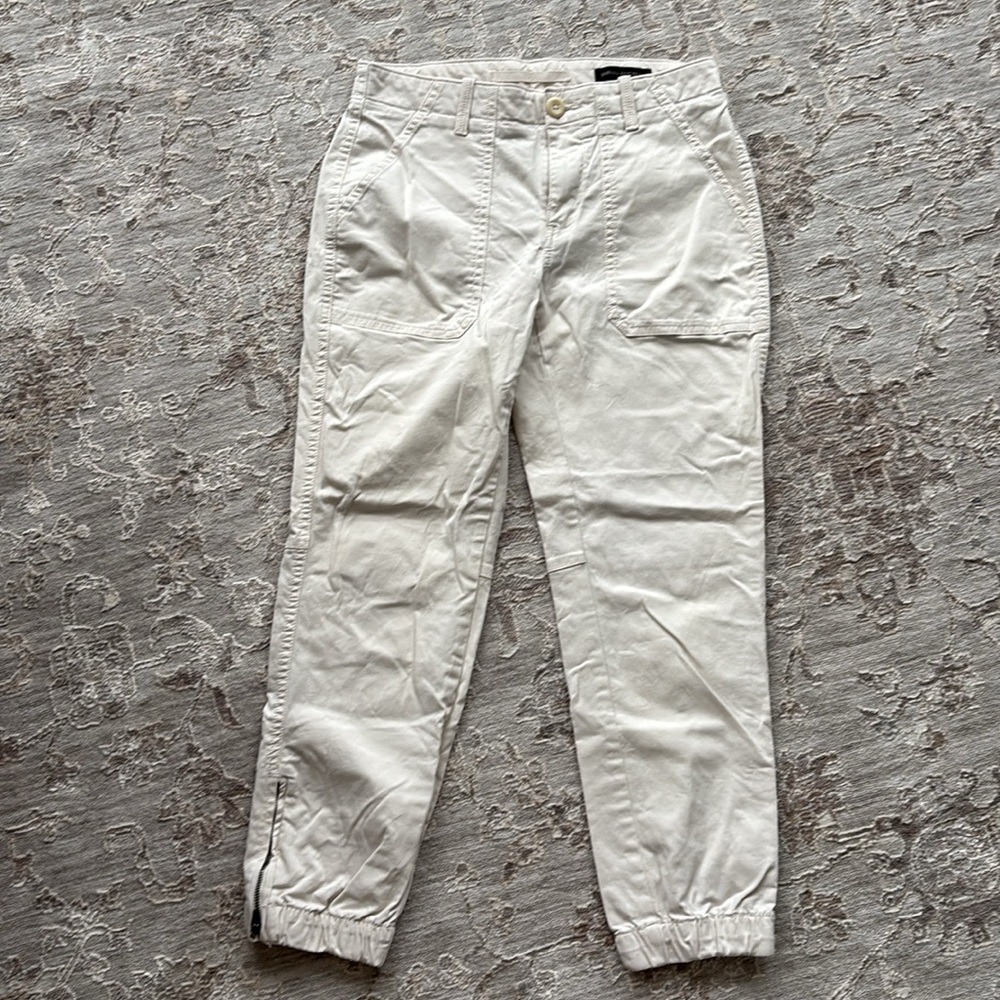 Banana Republic Women’s Slim Utility Pants (Petite)